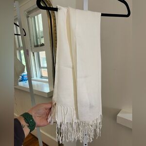 Ivory Pashmina 28”X68” NWOT